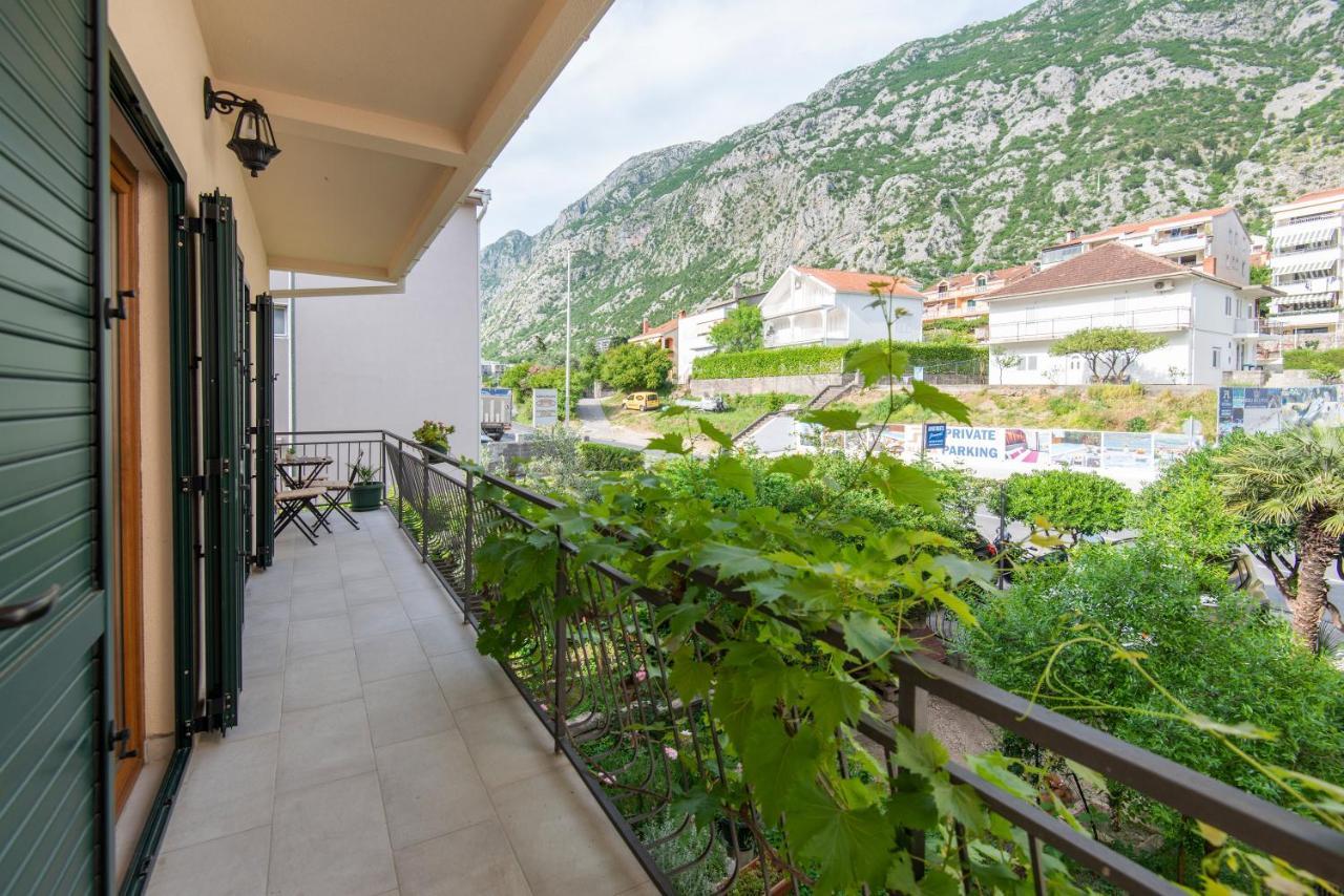 Apartments Kiki Kotor Eksteriør bilde